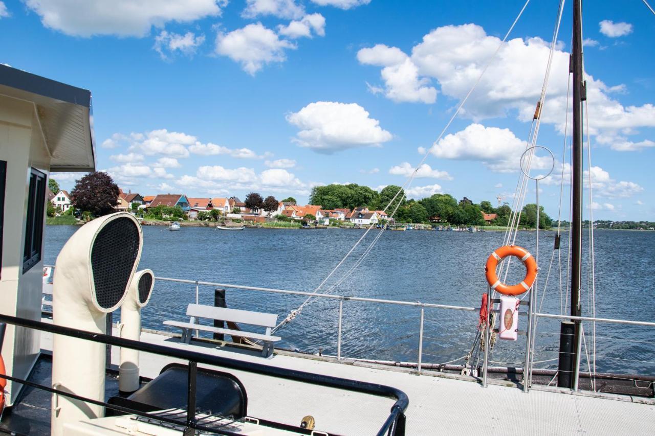 Island-Dreams Hausboot Cecilie Apartment Schleswig Exterior photo