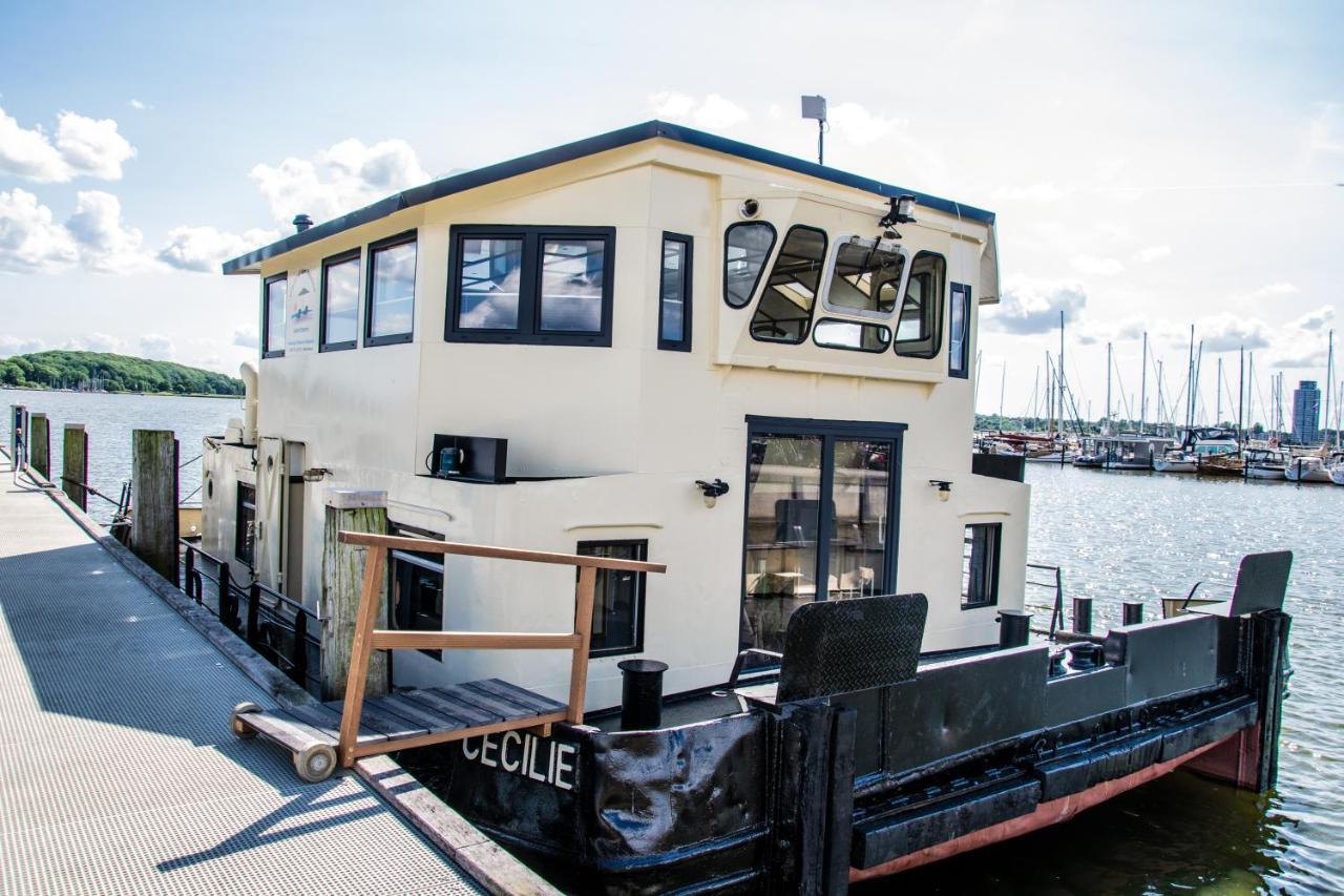 Island-Dreams Hausboot Cecilie Apartment Schleswig Exterior photo